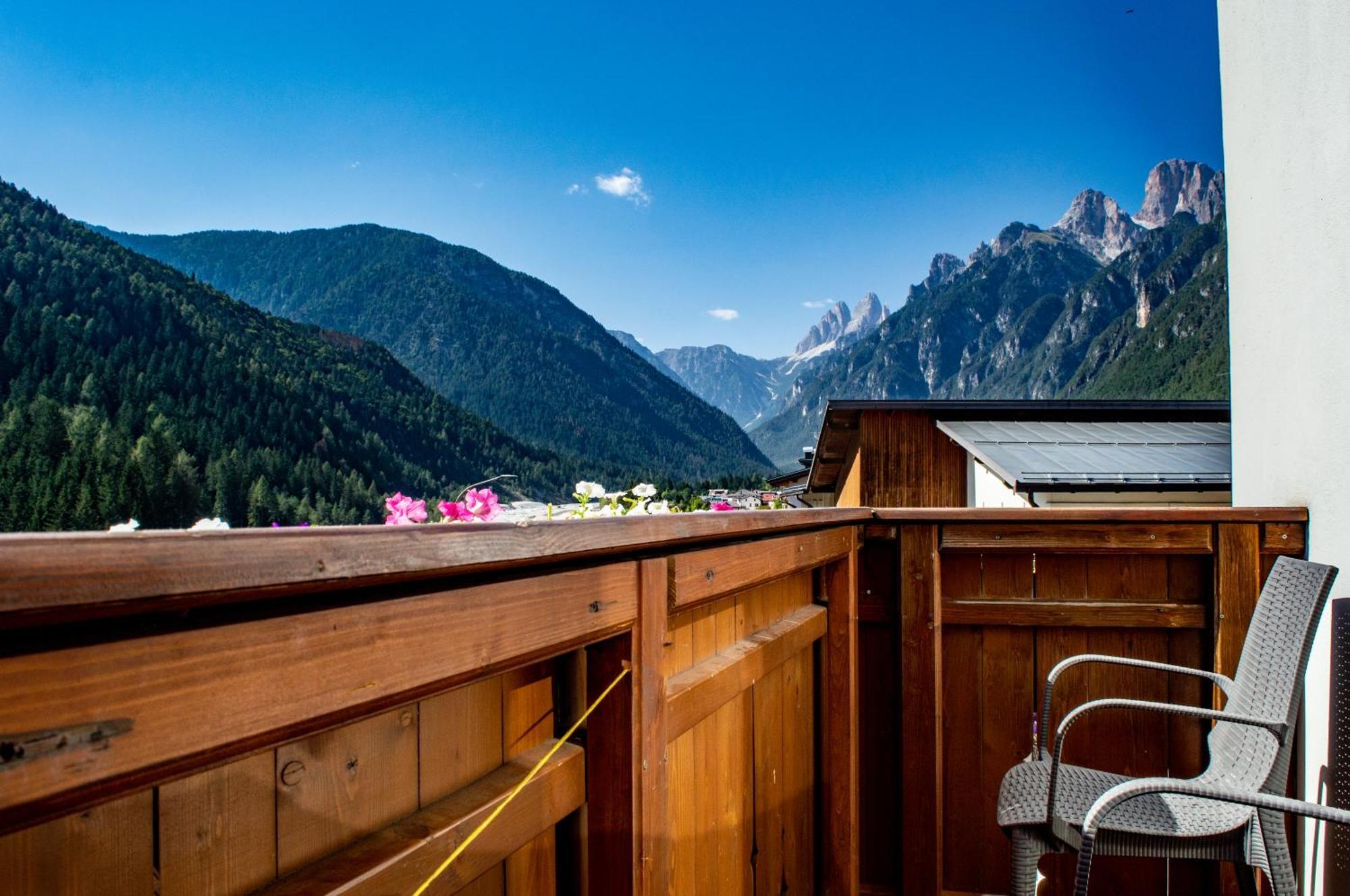 Hotel Serena - Tre Cime Views Ауронцо-ді-Кадоре Екстер'єр фото